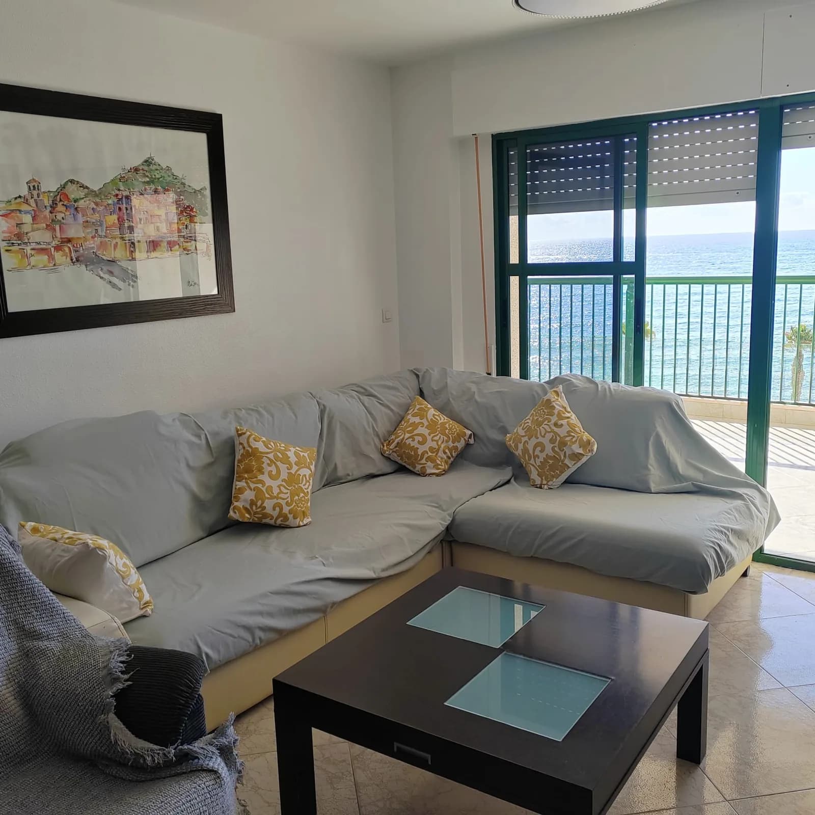 Salón con vistas al mar